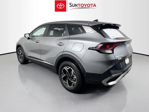 Steel Gray 2024 Kia Sportage LX