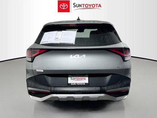 Steel Gray 2024 Kia Sportage LX