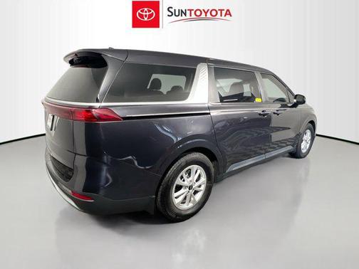 Panthera Metal 2023 Kia Carnival LX