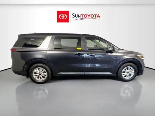 Panthera Metal 2023 Kia Carnival LX