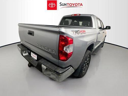 2017 Toyota Tundra SR5