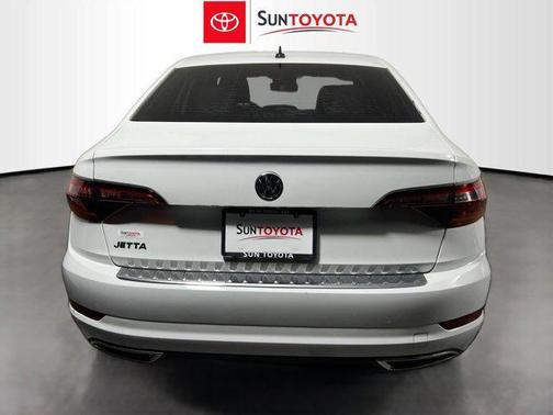 Pure White 2019 Volkswagen Jetta 1.4T R-Line