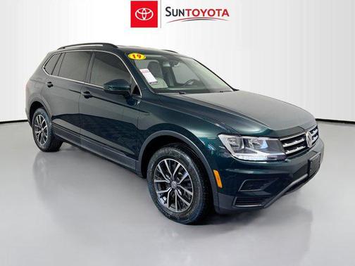 Moss Green 2019 Volkswagen Tiguan 2.0T SE 4MOTION