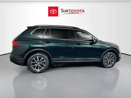Moss Green 2019 Volkswagen Tiguan 2.0T SE 4MOTION