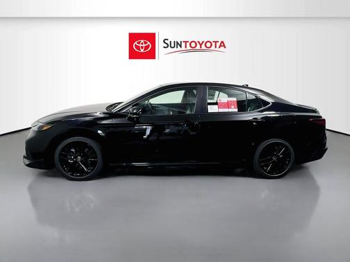 Midnight Black Metallic 2026 Toyota Camry SE