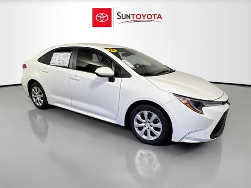 Ice Cap 2024 Toyota Corolla LE