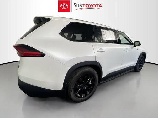 Wind Chill Pearl 2025 Toyota Grand Highlander XLE