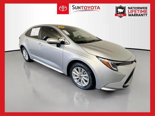 2024 Toyota Corolla Hybrid SE