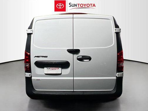 2023 Mercedes-Benz Metris Base