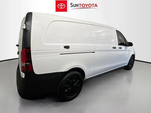 2023 Mercedes-Benz Metris Base