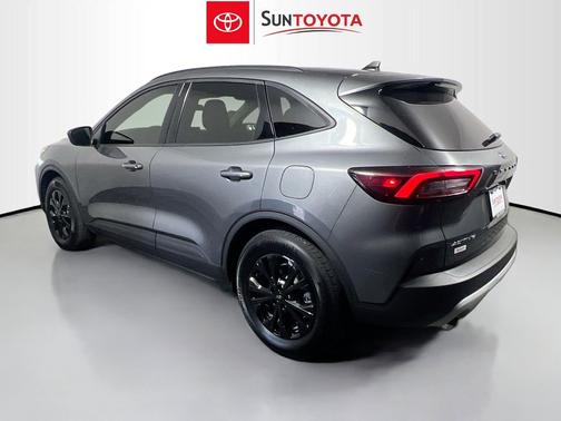 CARBONIZED GRAY METALLIC 2025 Ford Escape Active