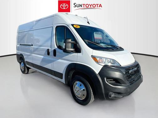 Bright White Clearcoat 2025 RAM ProMaster 2500 Tradesman
