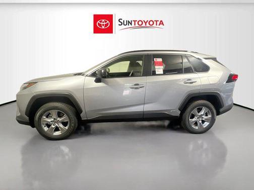 2025 Toyota RAV4 Hybrid LE