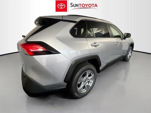 2025 Toyota RAV4 Hybrid LE
