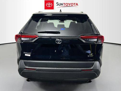 2025 Toyota RAV4 Hybrid SE