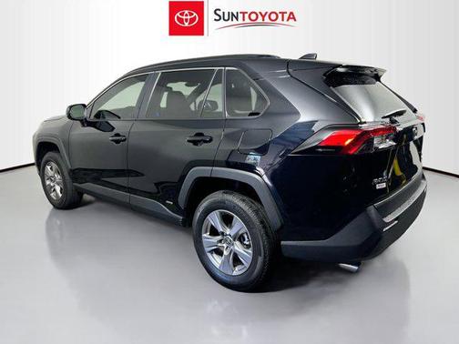 2025 Toyota RAV4 Hybrid SE