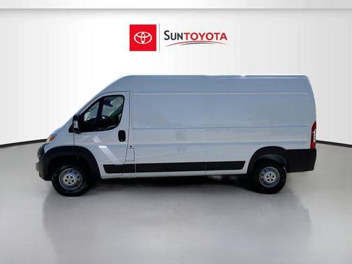 Bright White Clearcoat 2023 RAM ProMaster 2500 High Roof