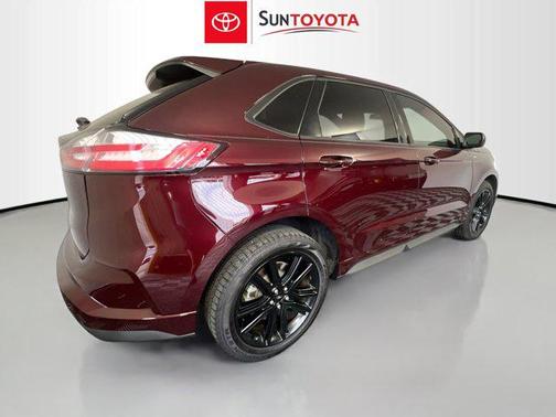 2022 Ford Edge ST Line