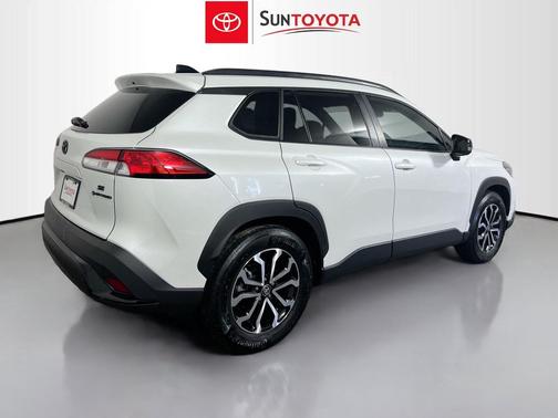 Wind Chill Pearl 2025 Toyota Corolla Hybrid SE
