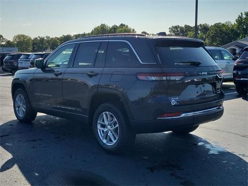 2025 Jeep Grand Cherokee Laredo X