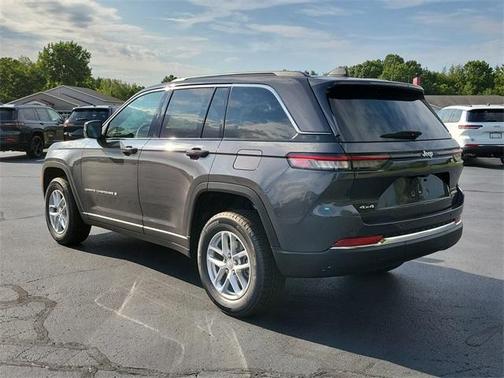 2025 Jeep Grand Cherokee Laredo X