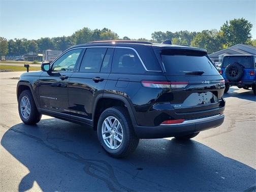 2025 Jeep Grand Cherokee Laredo X
