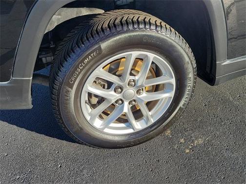 2022 Jeep Grand Cherokee L Laredo