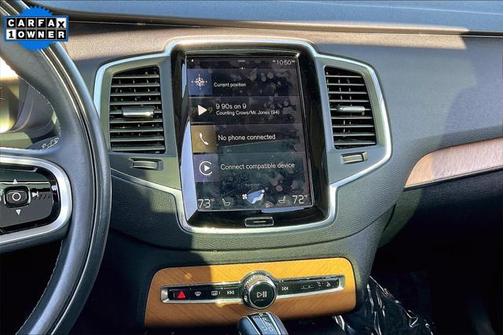 2021 Volvo XC90 T6 Momentum