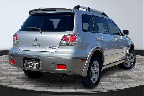 2004 Mitsubishi Outlander XLS