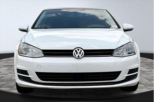 2017 Volkswagen Golf TSI Wolfsburg Edition 4-Door