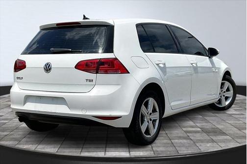 2017 Volkswagen Golf TSI Wolfsburg Edition 4-Door