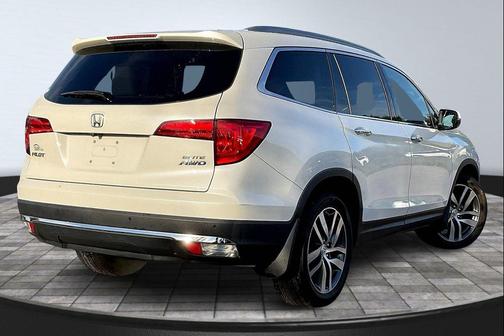 2017 Honda Pilot Elite