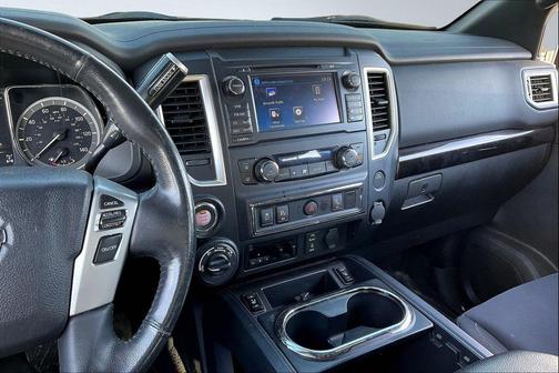 2018 Nissan Titan SV