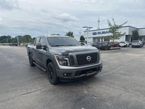 2018 Nissan Titan SV