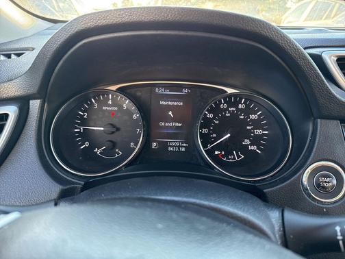 2016 Nissan Rogue SV