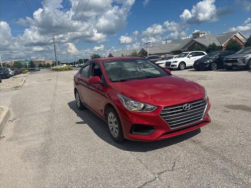 2022 Hyundai Accent SE