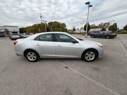 2015 Chevrolet Malibu 1LS