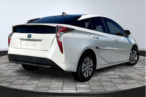 2017 Toyota Prius Three