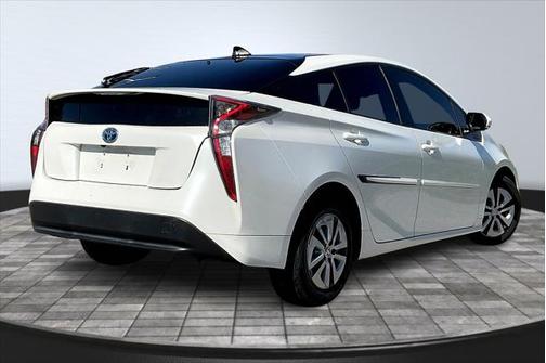 2017 Toyota Prius Three