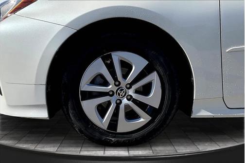 2017 Toyota Prius Three