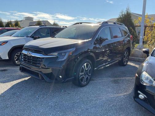 2025 Subaru Ascent Limited 8-Passenger