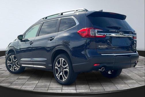 2025 Subaru Ascent Limited 8-Passenger