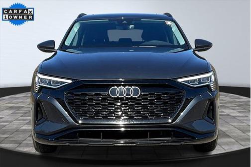 2024 Audi Q8 e-tron Premium Plus