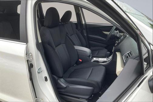 2022 Subaru Ascent Base 8-Passenger