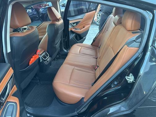 2020 Subaru Legacy Touring XT