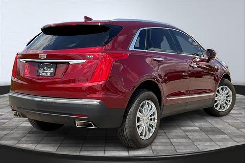 2017 Cadillac XT5 Luxury