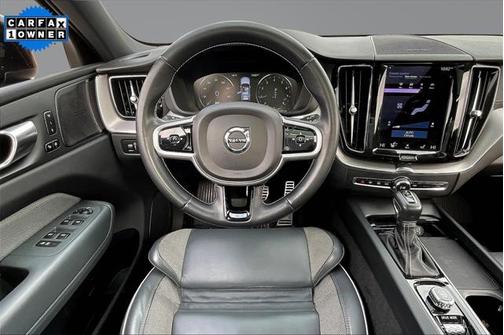 2021 Volvo XC60 T6 R-Design