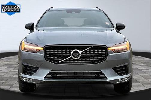 2021 Volvo XC60 T6 R-Design