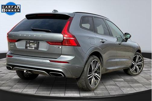2021 Volvo XC60 T6 R-Design