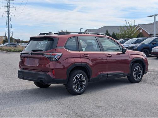 2025 Subaru Forester Base